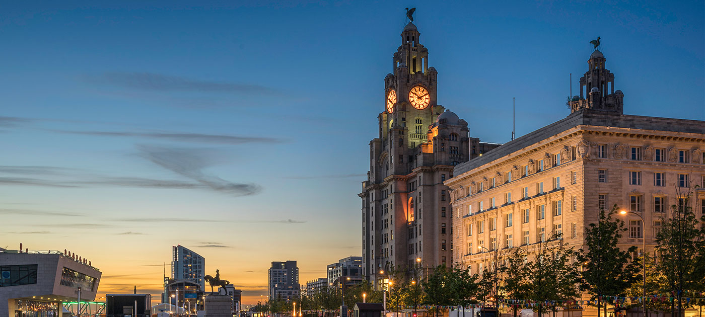 Romantic Breaks in Liverpool City Centre | Jurys Inns Stay Happy
